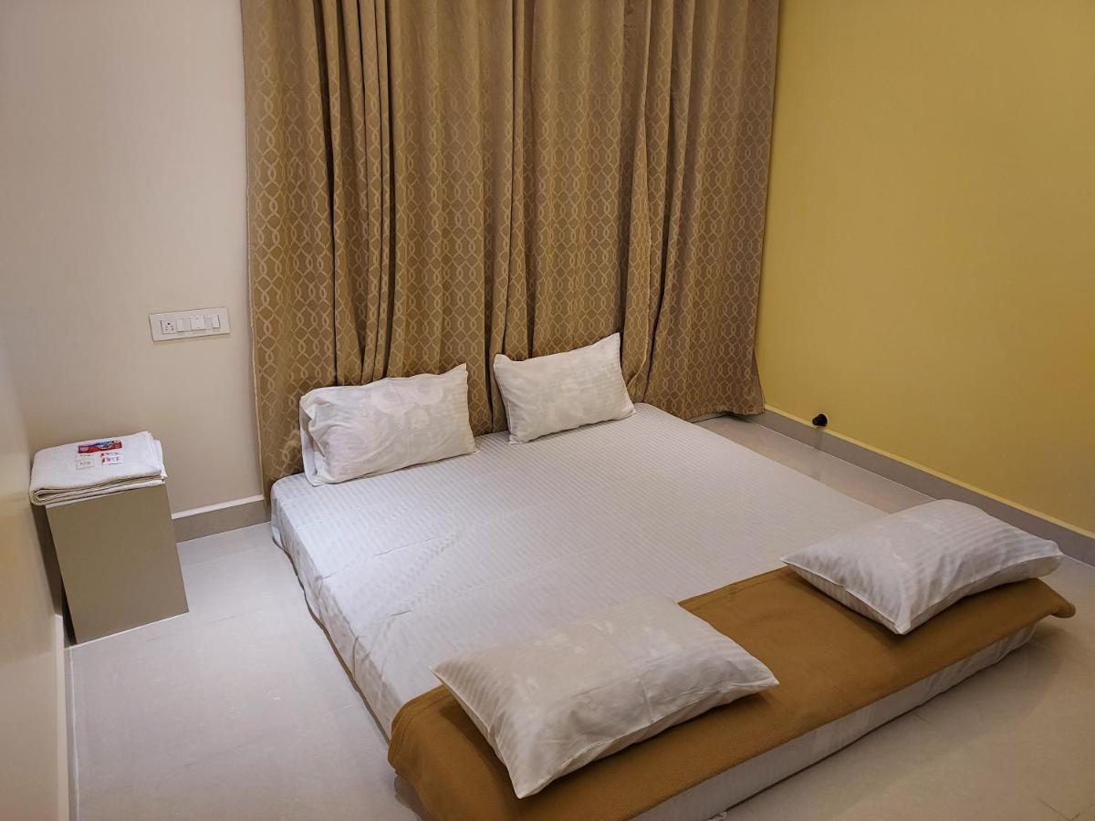 Srirangam Service Apartment Tiruchirappalli Luaran gambar