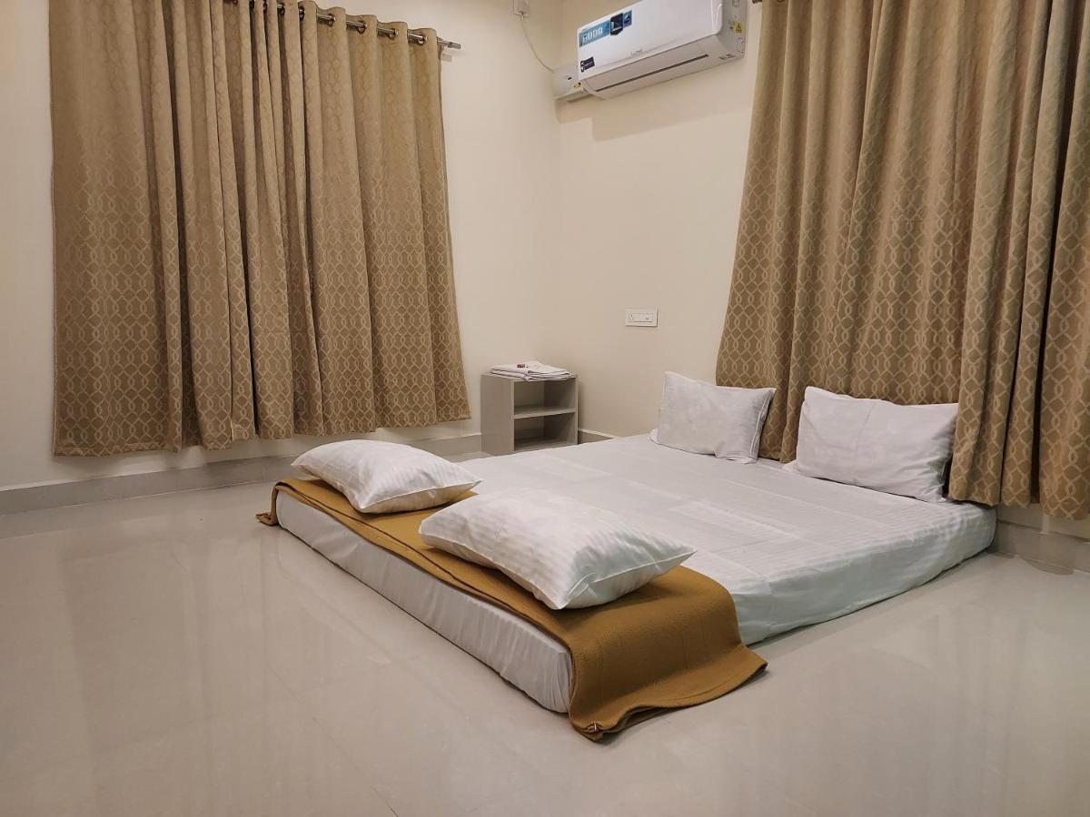 Srirangam Service Apartment Tiruchirappalli Luaran gambar